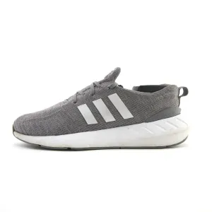 ADIDAS  SWIFT RUN 22