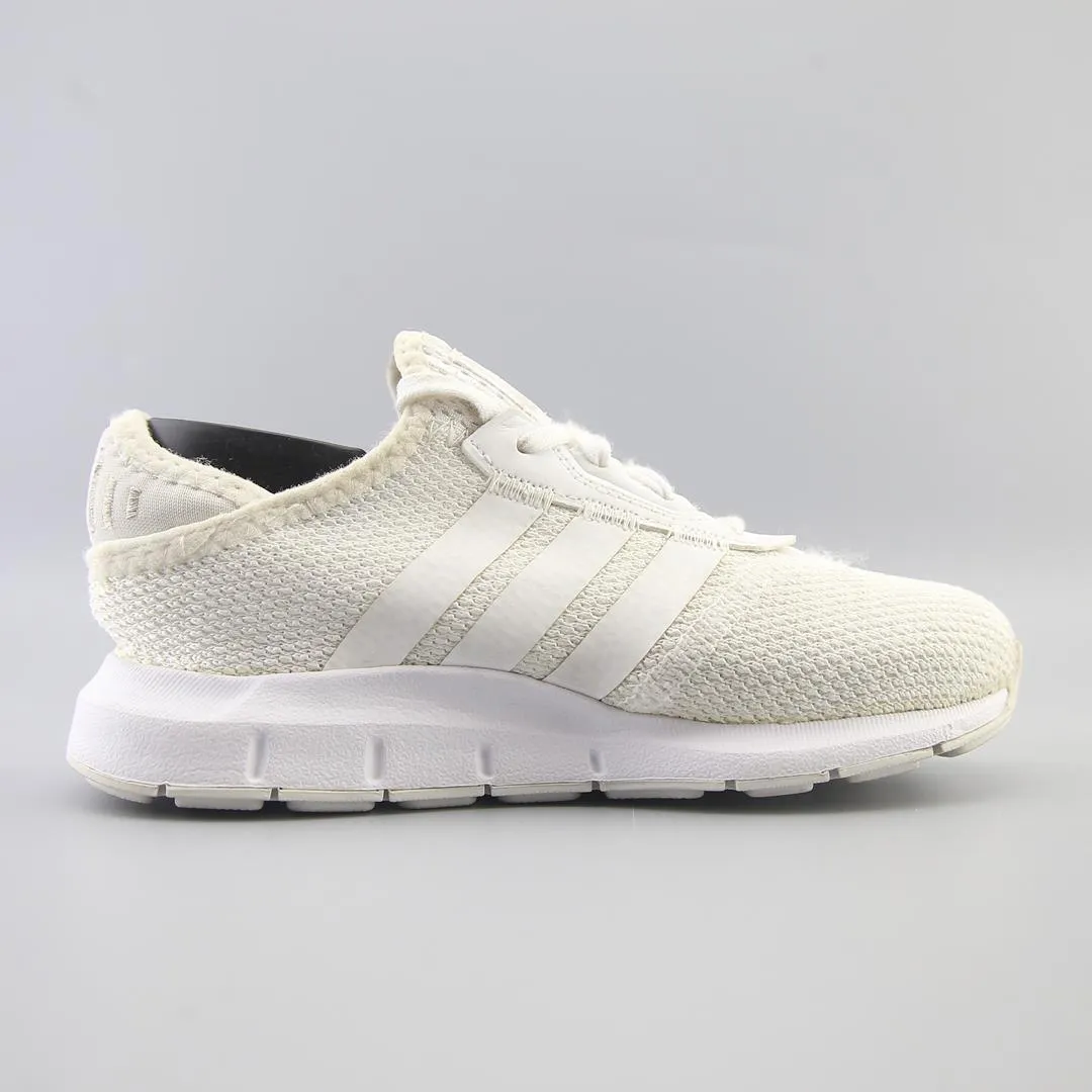 ADIDAS SWIFT RUN X ESSENTIAL