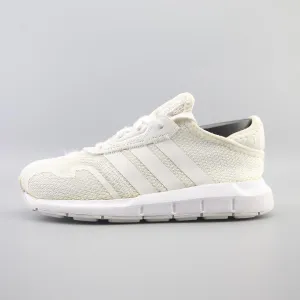 ADIDAS SWIFT RUN X ESSENTIAL