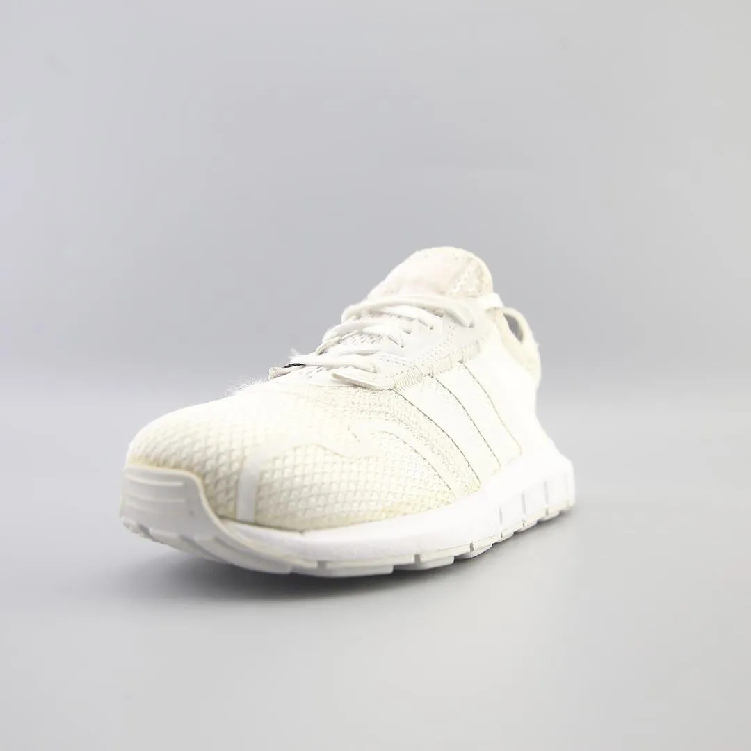 ADIDAS SWIFT RUN X ESSENTIAL