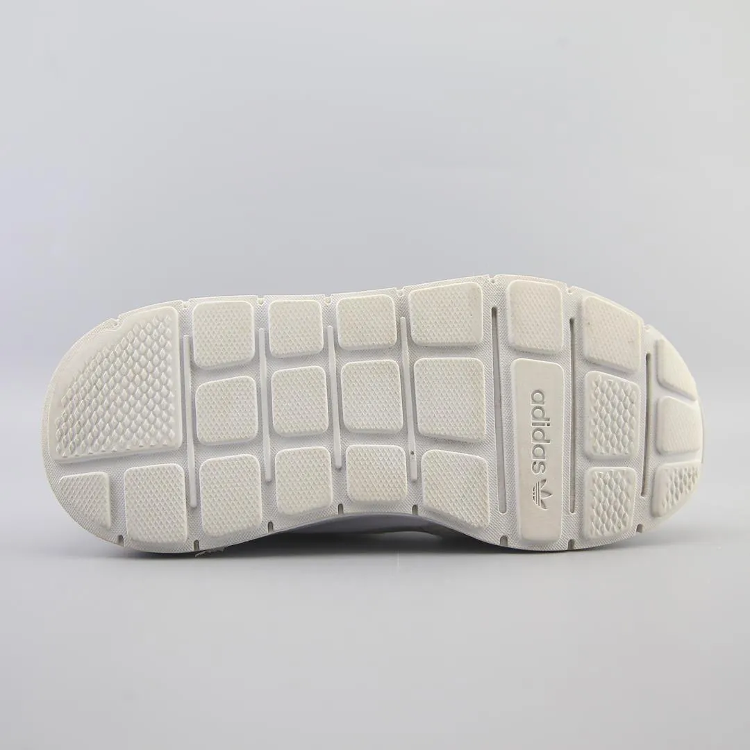 ADIDAS SWIFT RUN X ESSENTIAL