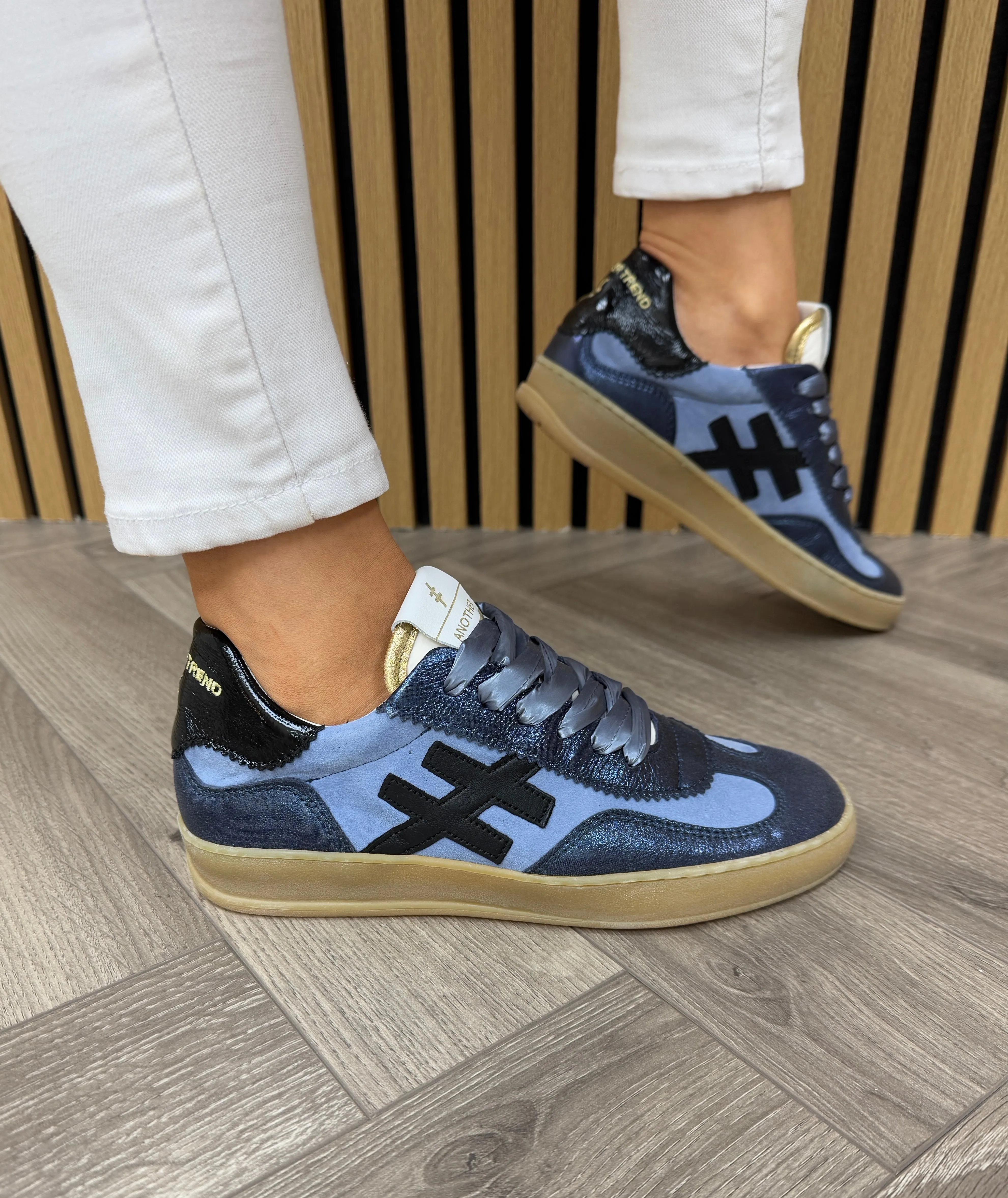 Another Trend (SS25) Lace Up Trainer With Gum Sole A032 76 C8 - Avalon - (AT20)