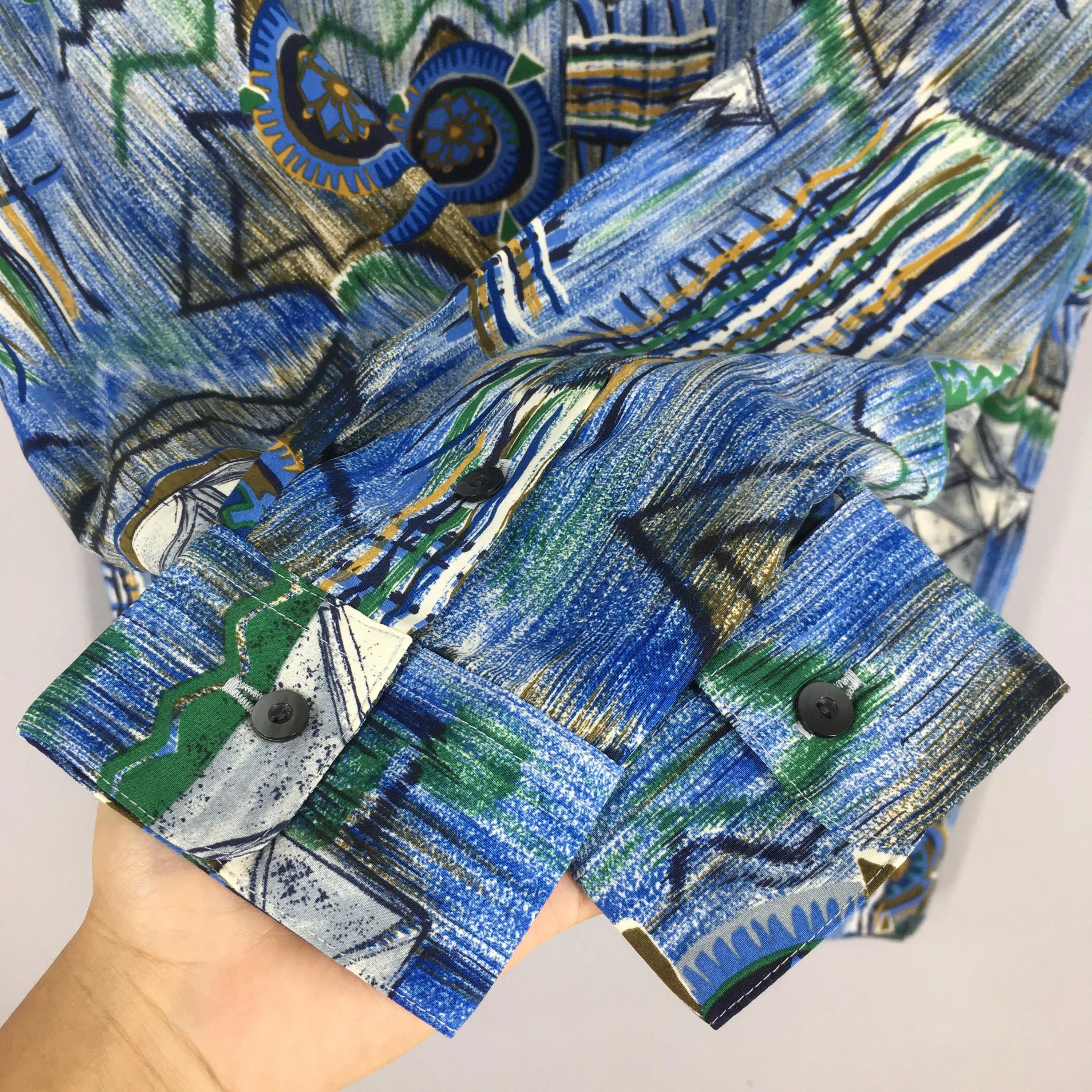 Arnold Palmer Abstract Blue Shirt Medium