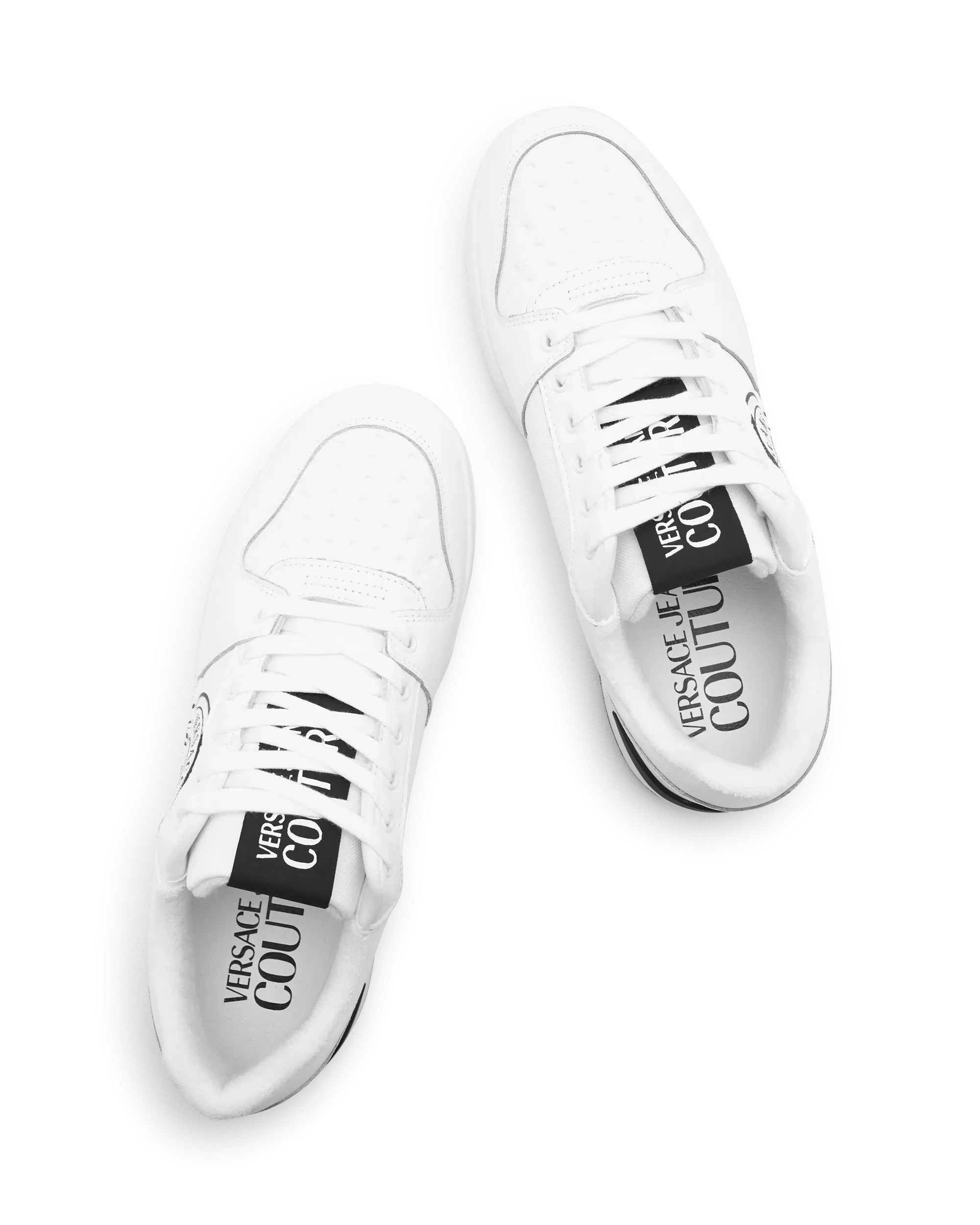 Brooklyn V-Emblem Sneakers