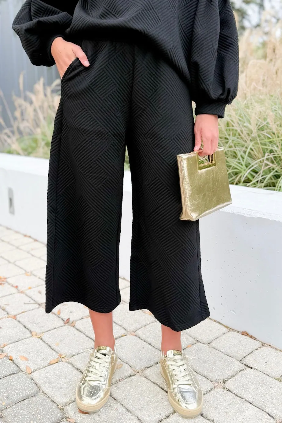 Closer Than Ever Quilted Cropped Pants