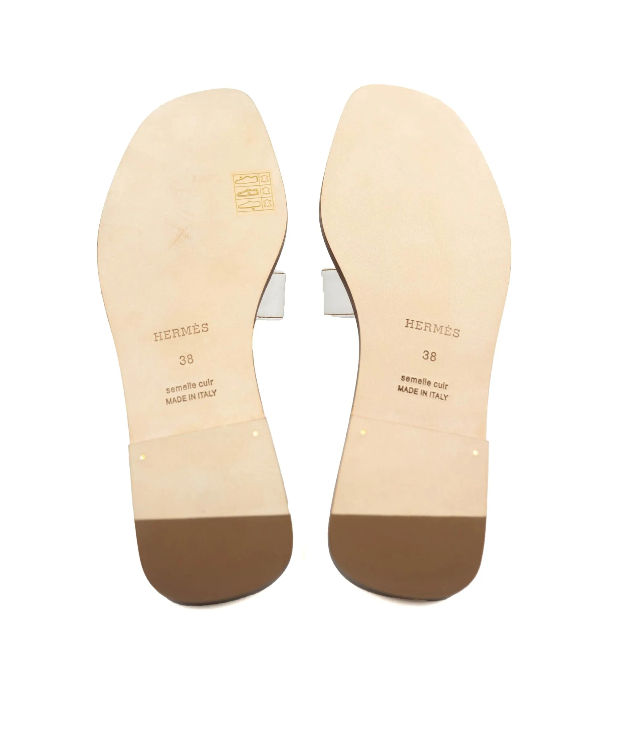 Hermes orans sandals in white with swift leather AVC1005