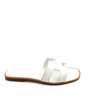 Hermes orans sandals in white with swift leather AVC1005