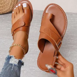 Leah Sandals