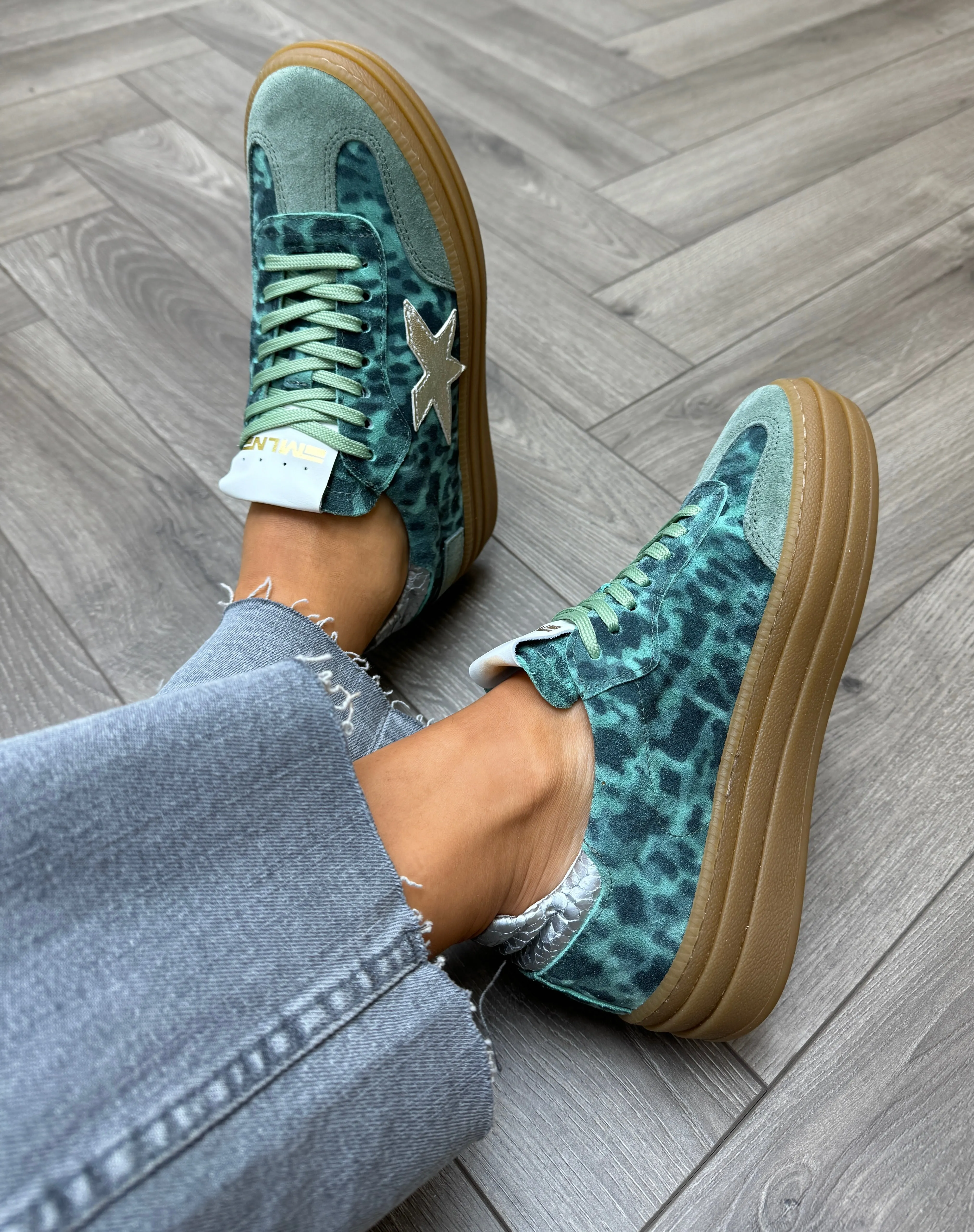 Meline (SS25) Platform Trainer With Camo Pattern VAR E-540 - Berlin Smoke Green Tiffany - (ME3)