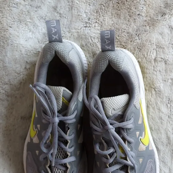 Nike Air Max Genome Mens Sneakers Gray Fog High Voltage Size 8.5 Athletic Shoes