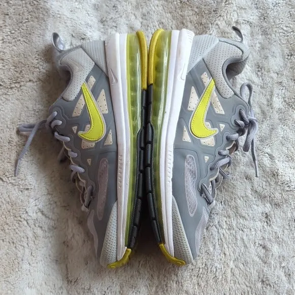 Nike Air Max Genome Mens Sneakers Gray Fog High Voltage Size 8.5 Athletic Shoes