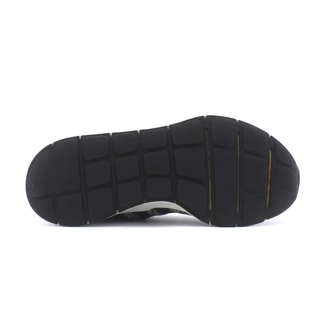 NIKE SWIFT RUN