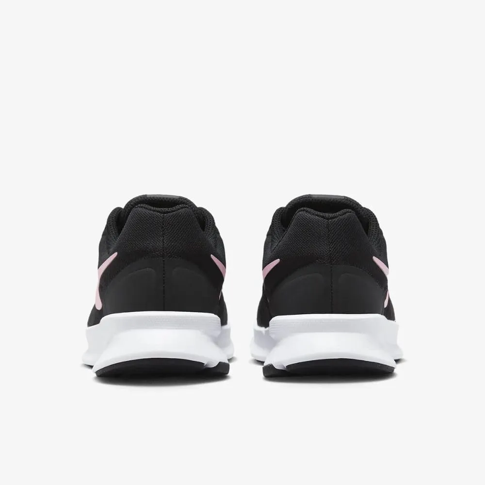 Nike Women's Run Swift 3 Sneaker