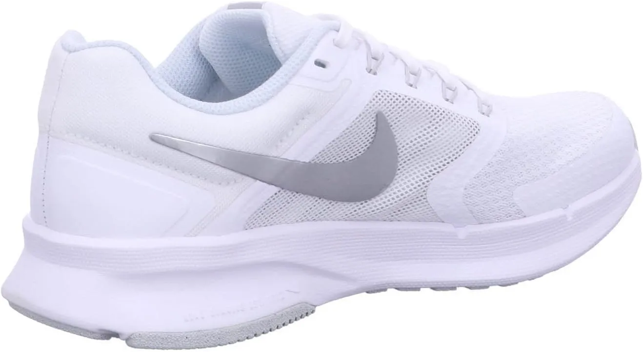 Nike Women's Run Swift 3 Sneaker