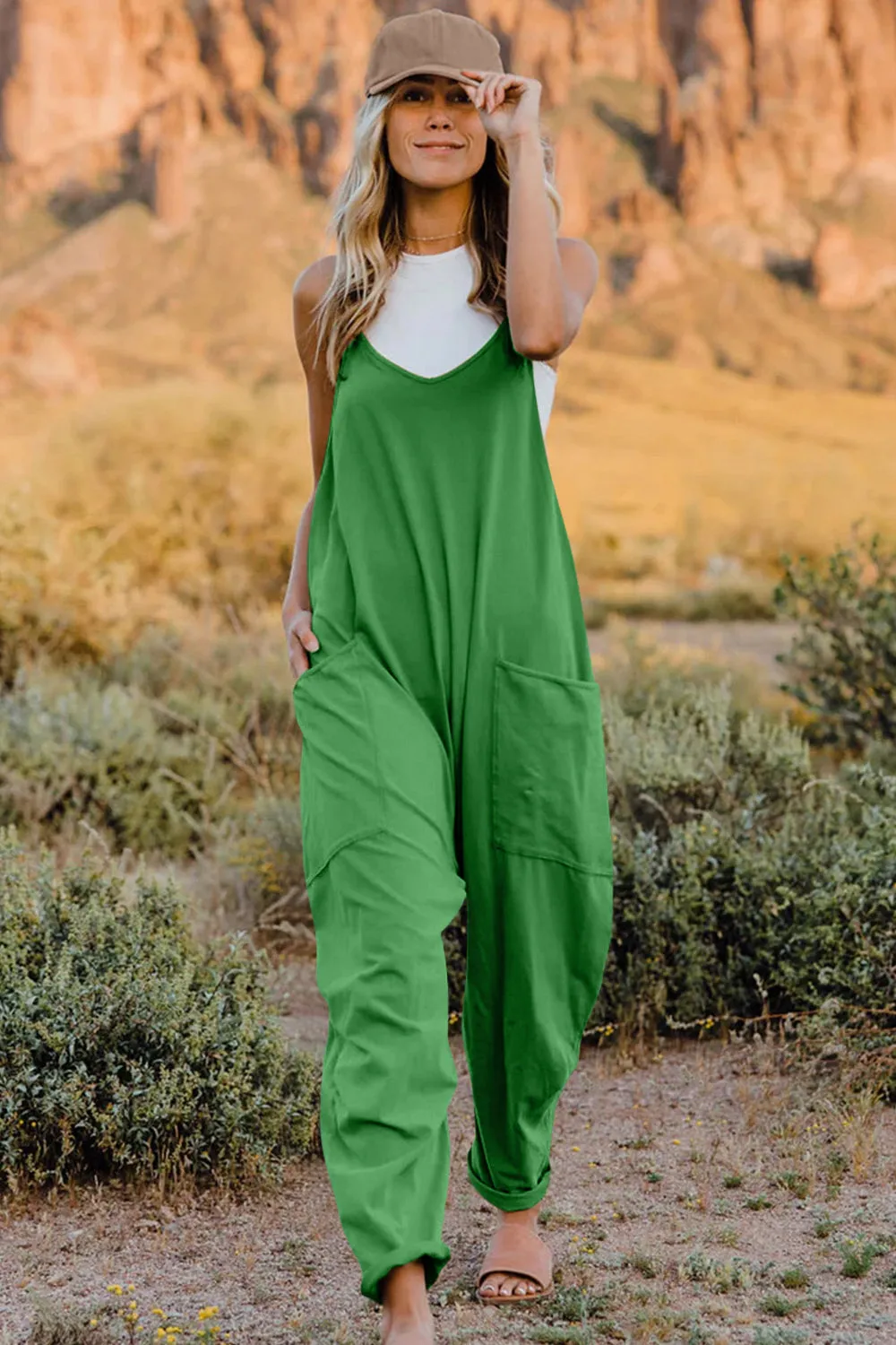 Slightly Stretch V-Neck Tapered Overalls