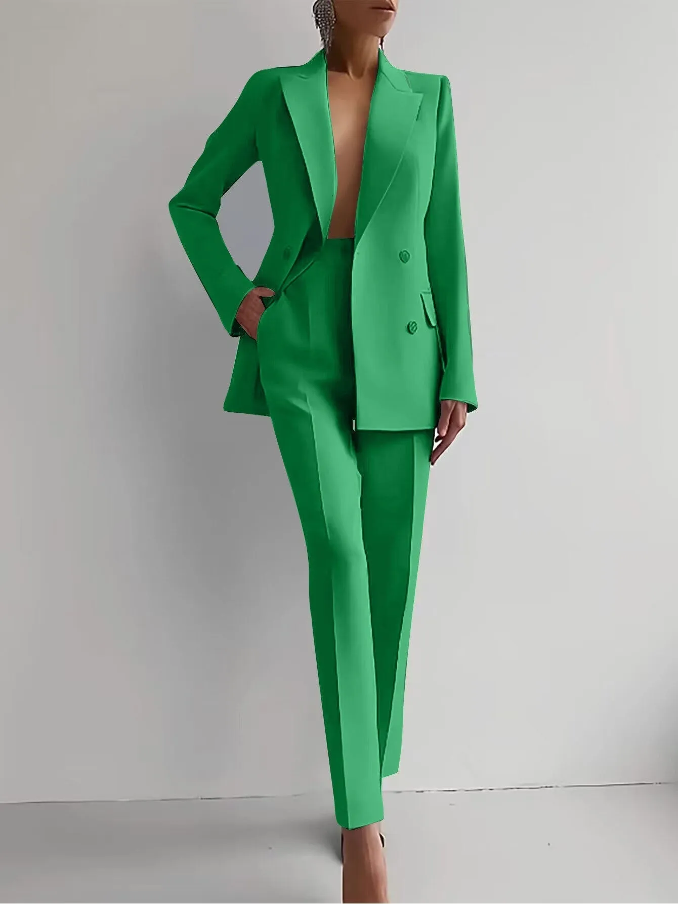 VICTORIA™ | Sleek Tailored Suit
