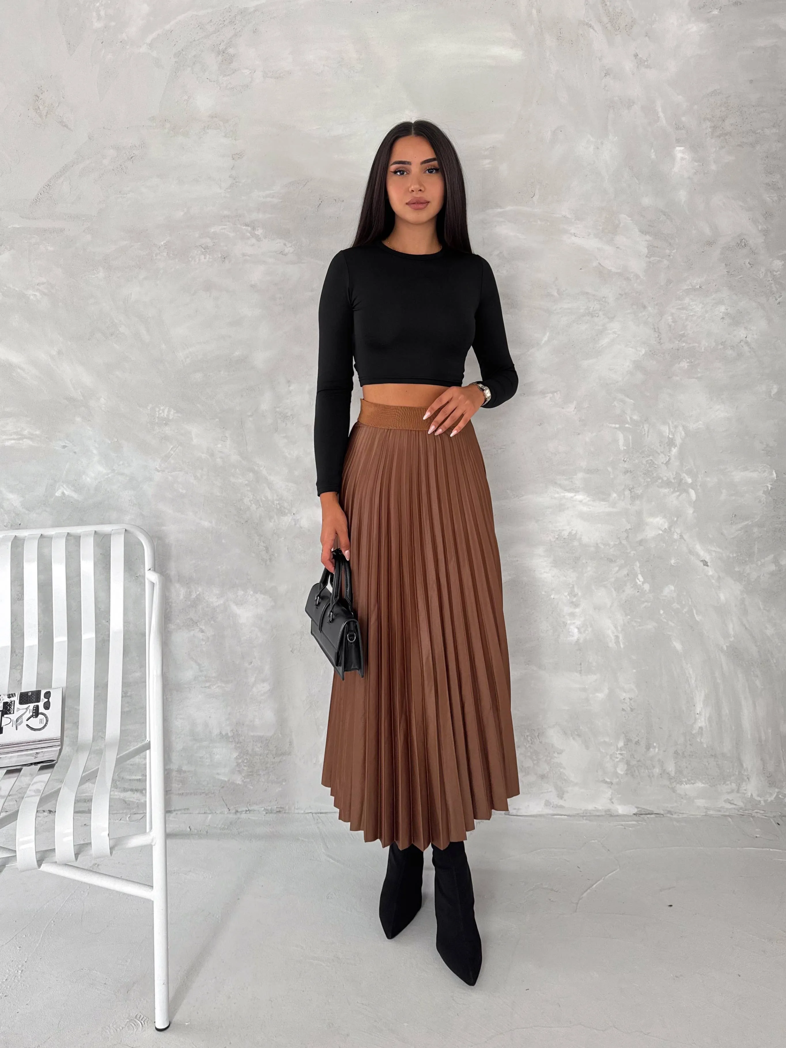 Women's Pleated Skirt Long Solid Color Skirt Modest Skirt: Beige / L/XL