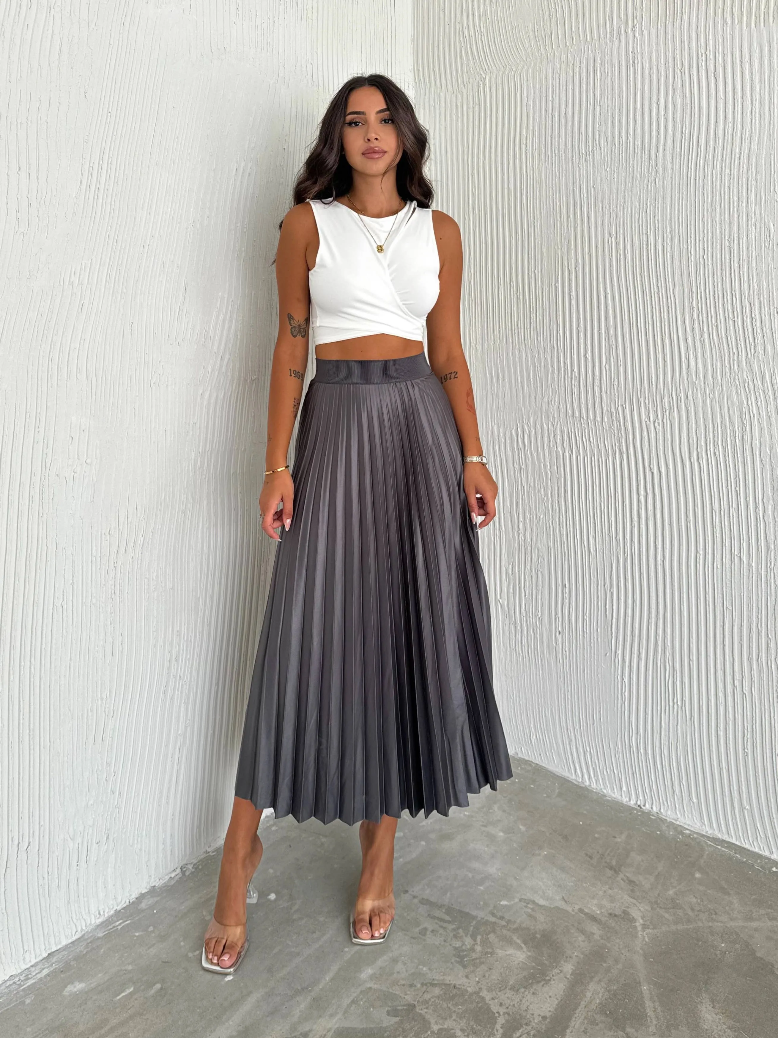 Women's Pleated Skirt Long Solid Color Skirt Modest Skirt: Beige / L/XL