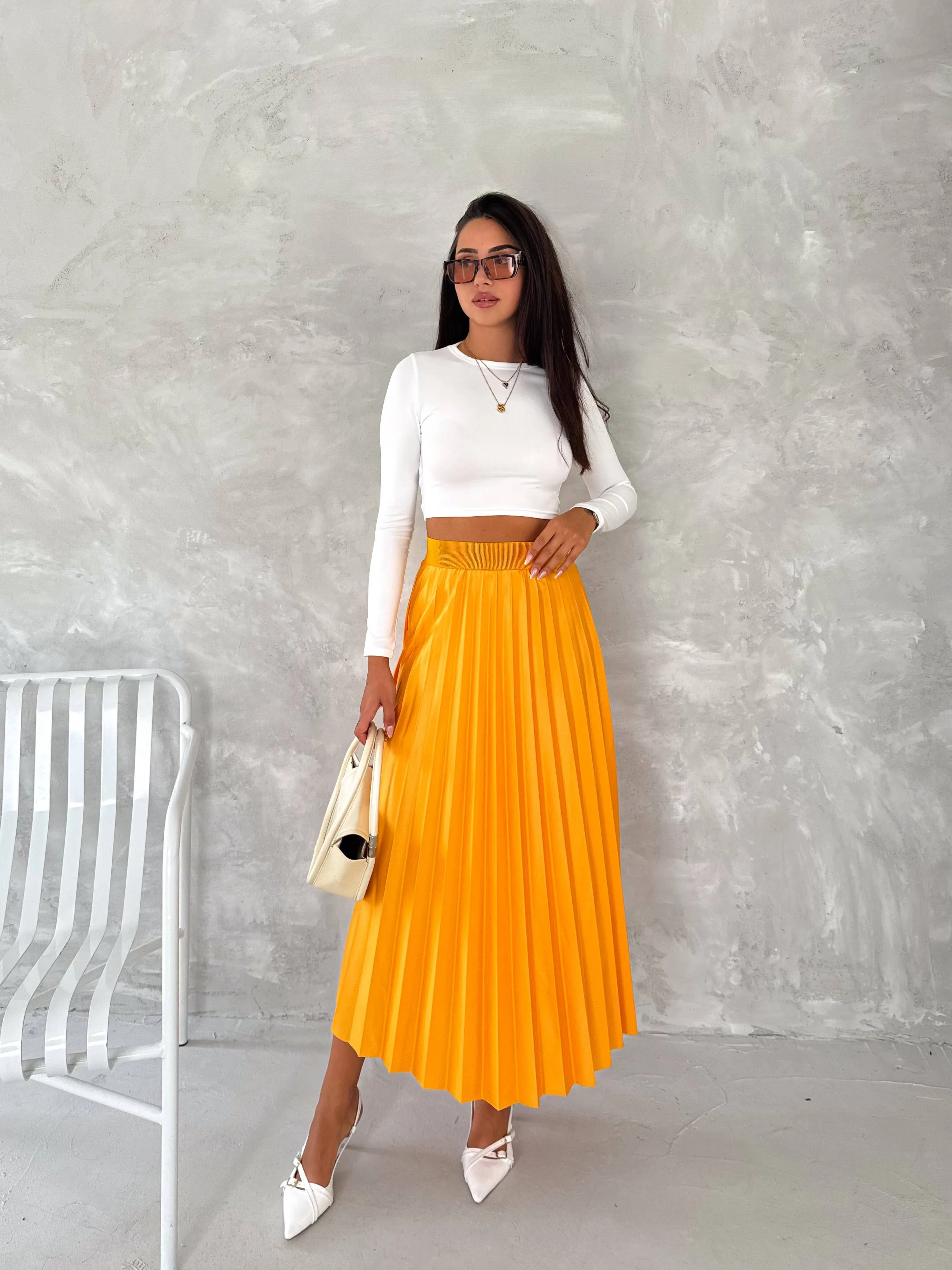 Women's Pleated Skirt Long Solid Color Skirt Modest Skirt: Black / S/M